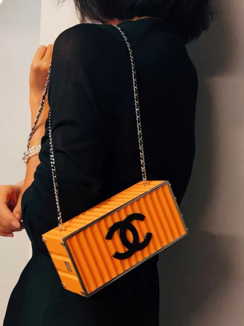 🧡ChaneI Orange 🍊 Shipping Container  Bag 🚢